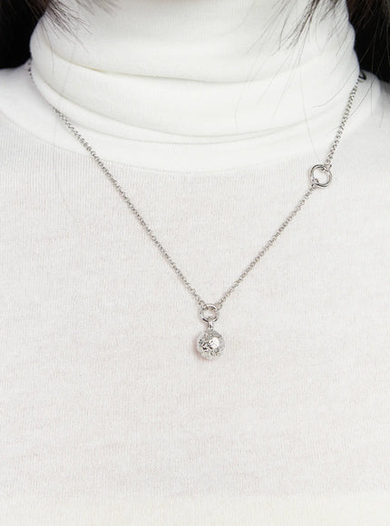 round-pendant-necklace-cd530 / Silver