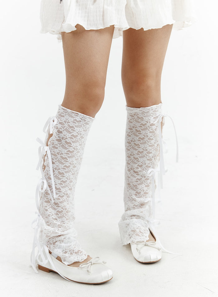 ribbon-cut-out-lace-leg-warmers-cj424 / White