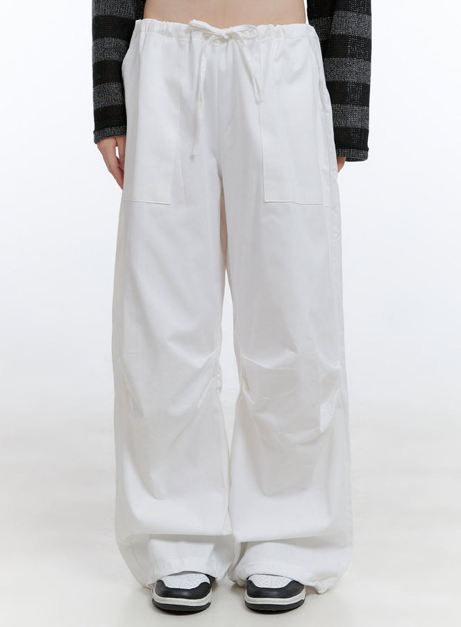 string-pocket-low-rise-wide-leg-pants-cg412 / White