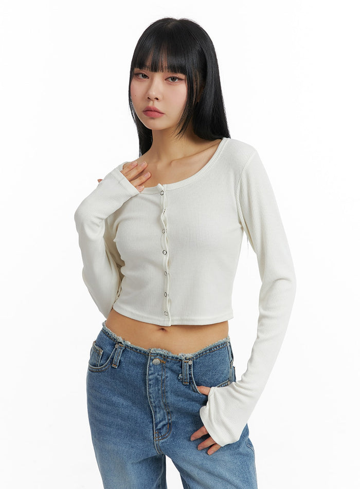 round-neck-buttoned-long-sleeve-top-im414 / White