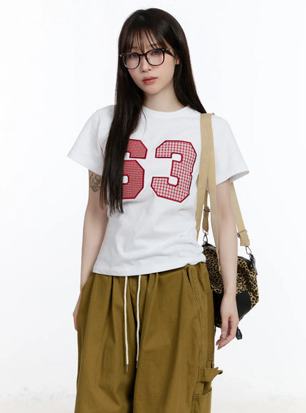 gingham-63-graphic-tee-ca501 / White