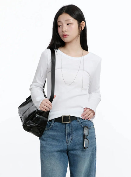 classic-round-neck-long-sleeve-top-im519 / White