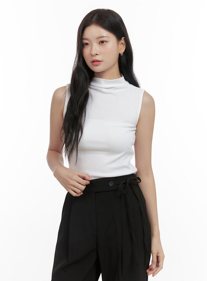 solid-turtle-neck-camisole-os423 / White