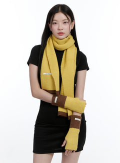 soft-touch-wool-scarf-gloves-set-oo429 / Yellow