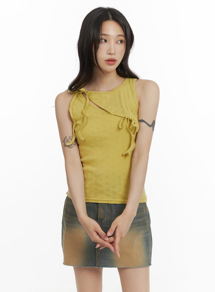 cut-out-tie-sleeveless-top-cm426 / Yellow