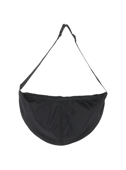 mens-half-moon-crossbody-bag-il504 / Black