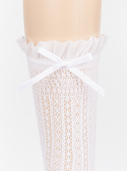 soft-ribbon-lace-knee-socks-im531
