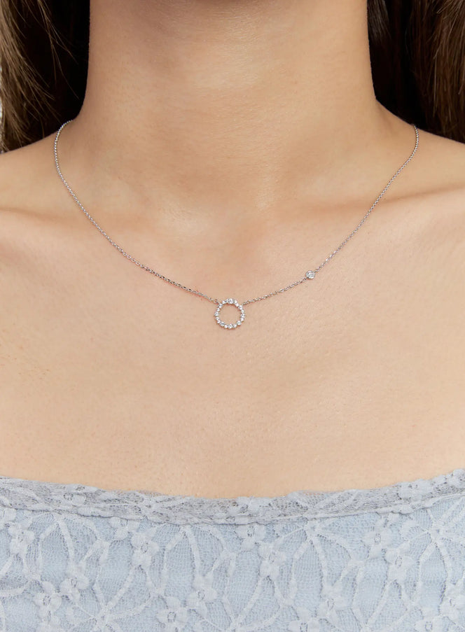 acc-arabesque-letter-necklace-kc1008