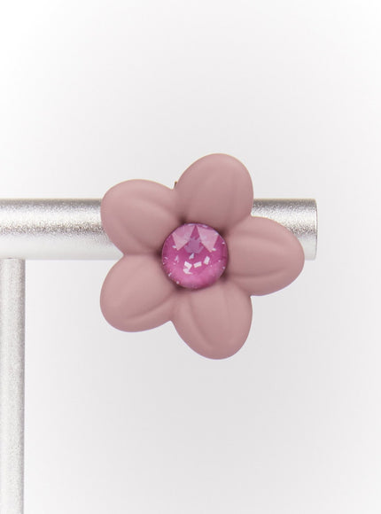 aurora-blossom-petal-earrings-pink-im531