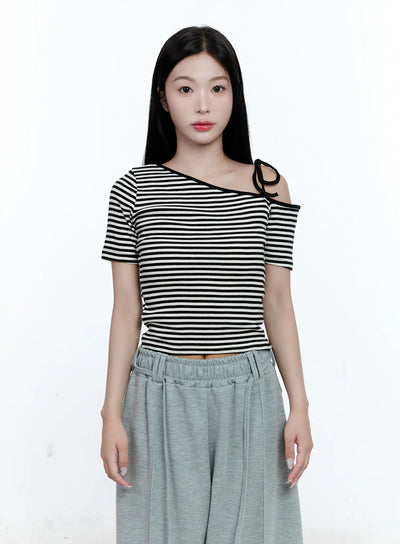 striped-asymmetric-ribbon-tee-cg507 / Black
