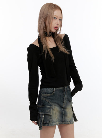 solid-slim-fit-long-sleeve-top-cn425 / Black