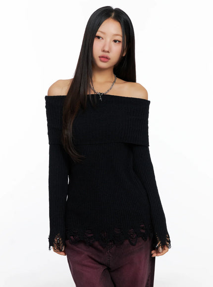 off-shoulder-distressed-knit-top-co514 / Black