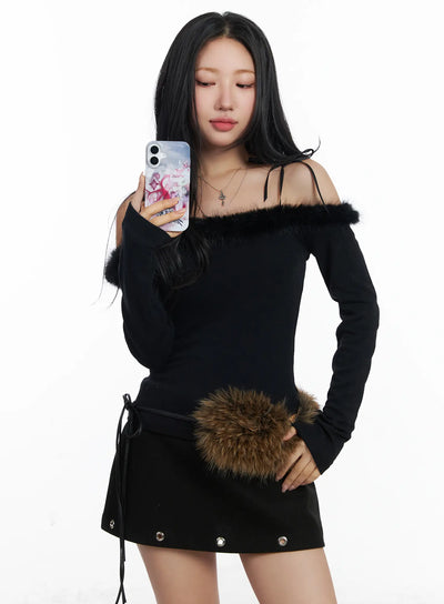 faux-fur-off-shoulder-long-sleeve-top-cj515 / Black