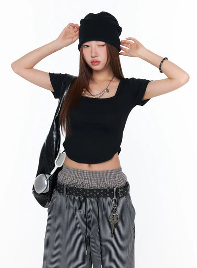 square-neck-crop-top-ca514 / Black