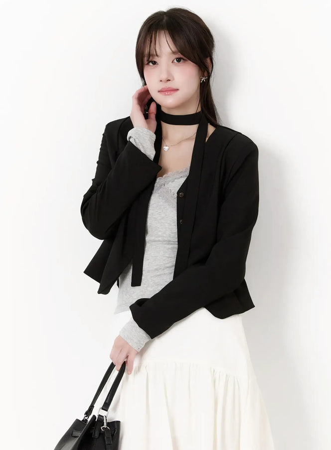 chic-u-neck-crop-jacket-with-scarf-cm505 / Black