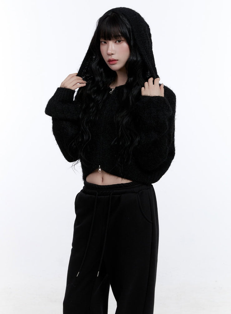 cable-knit-cropped-hooded-cardigan-cd419 / Black