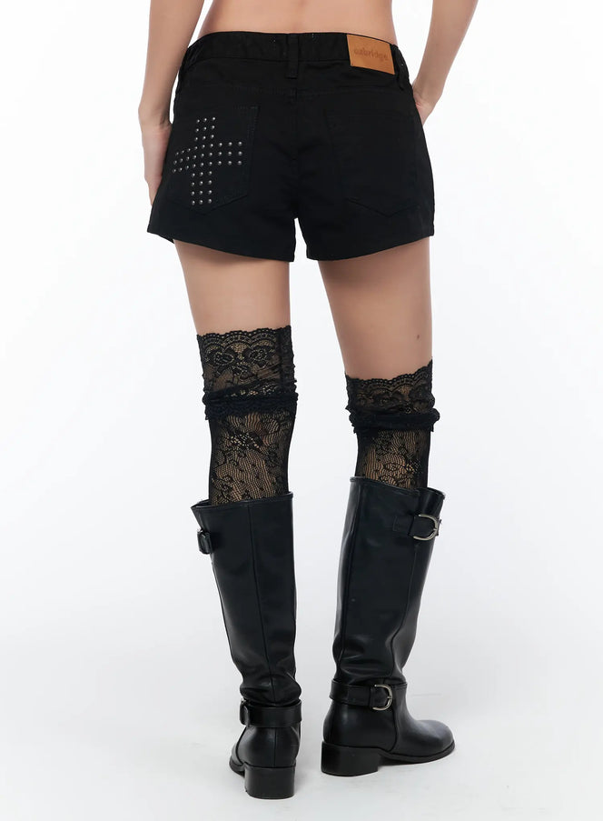 gothic-cross-detail-shorts-ca515 / Black