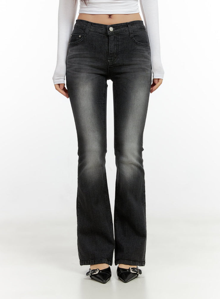 simone-slightly-flared-slim-jeans-cn406 / Black