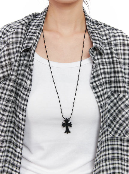 black-cross-pendant-necklace-cl528 / Black