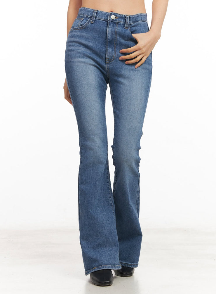 Paulina Slim-Fit Bootcut Jeans CM511