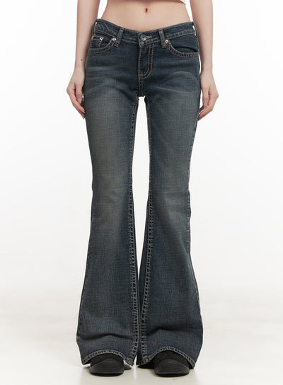 elisa-stitched-low-rise-flared-jeans-cf514 / Blue
