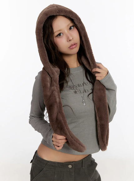 soft-faux-fur-hooded-scarf-cn527 / Brown