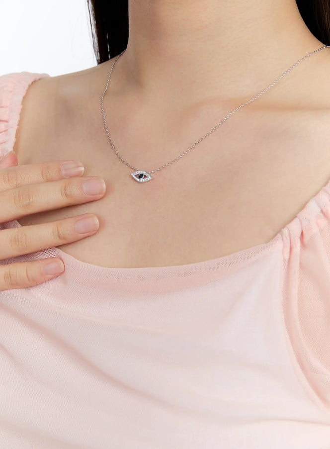 acc-sapphire-gaze-necklace-kc1008