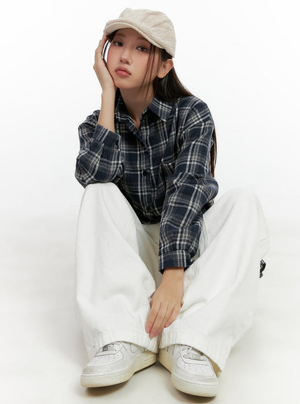 buttoned-long-sleeve-check-blouse-cn406 / Dark blue