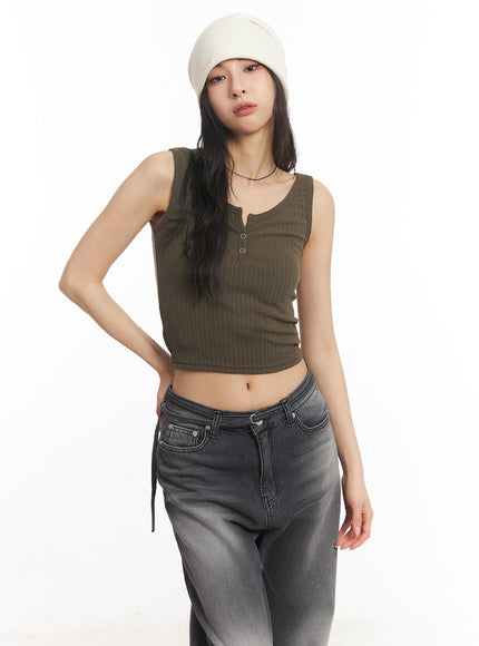 Snap Buttoned Crop Tank Top CA504