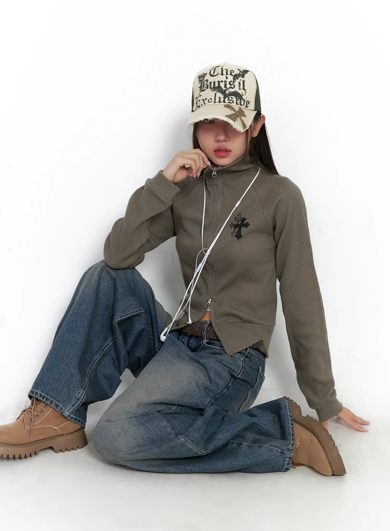 gothic-print-slim-fit-ribbed-zip-up-jacket-cs503 / Dark green