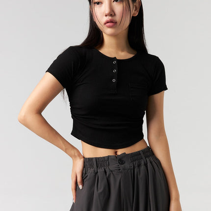 snap-button-cropped-tee-cl326
