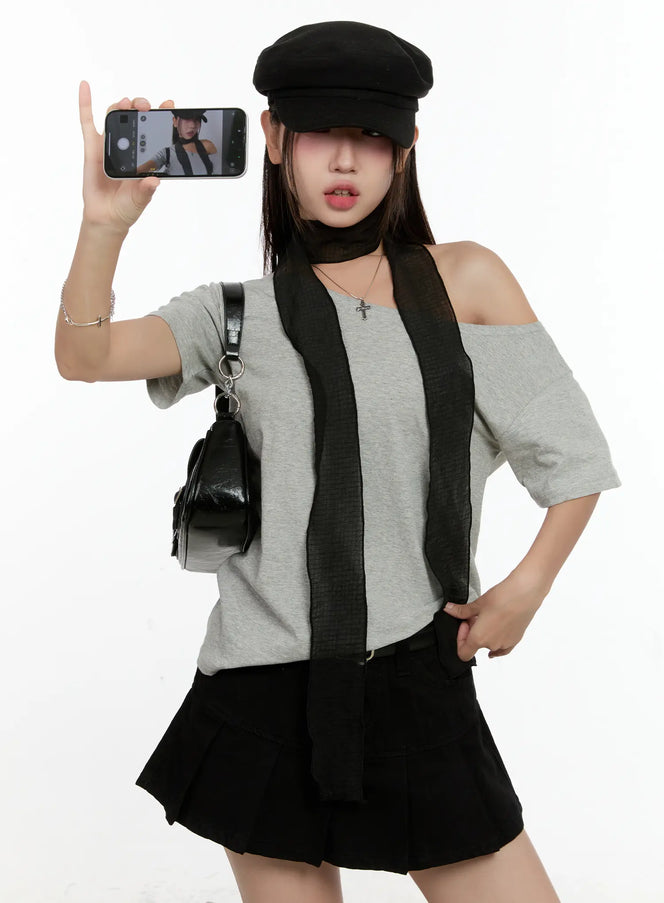 casual-off-shoulder-tee-cg501 / Gray