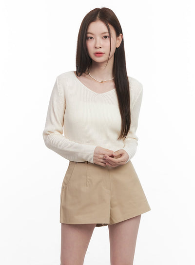 loose-fit-v-neck-crop-sweater-cm512 / Light beige