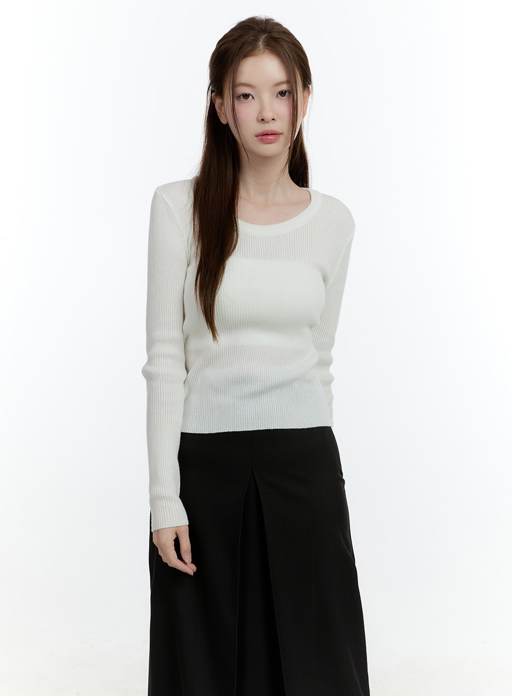 essential-ribbed-long-sleeve-top-cf504 / Light beige