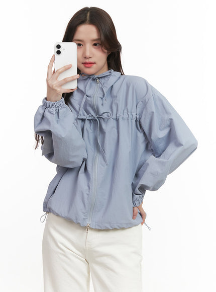 shirred-ribbon-zip-up-windbreaker-cj515 / Light blue