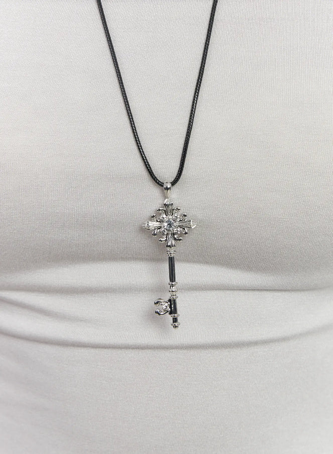 key-pendant-necklace-cm525 / Silver