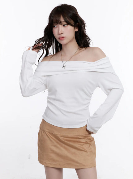 shirred-off-shoulder-long-sleeve-top-co501 / White