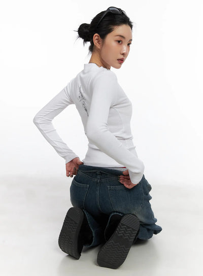 back-cut-out-mock-neck-long-sleeve-top-cd509 / White