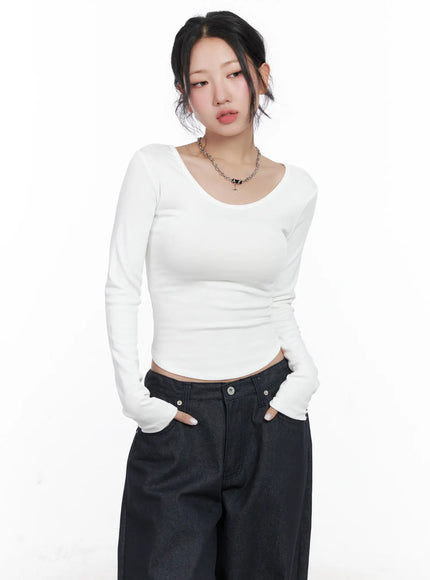 asymmetrical-crop-long-sleeve-top-cn514 / White