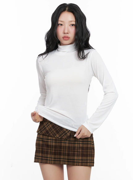 basic-fleece-turtleneck-long-sleeve-top-cn514 / White