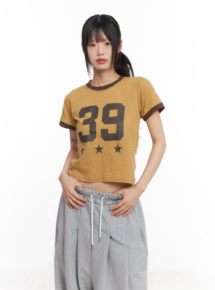 dual-tone-graphic-top-cy512