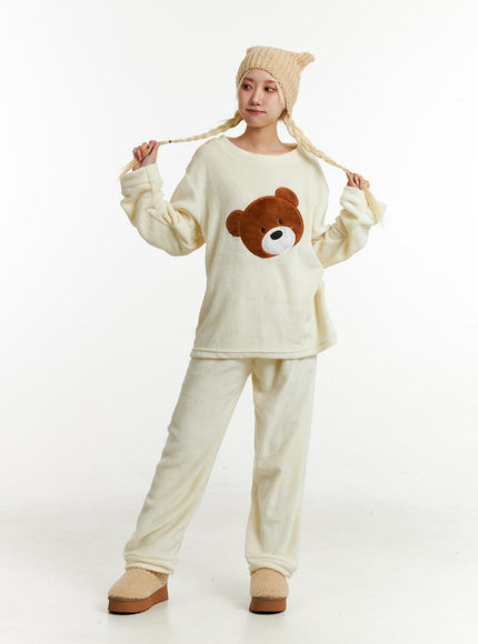 fleece-bear-top-and-elastic-trouser-loungewear-set-id313