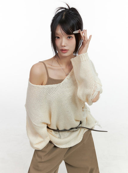 one-shoulder-oversized-knit-top-io430