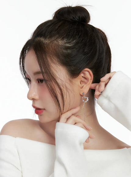 Elegant Wing Drop Earrings IN510