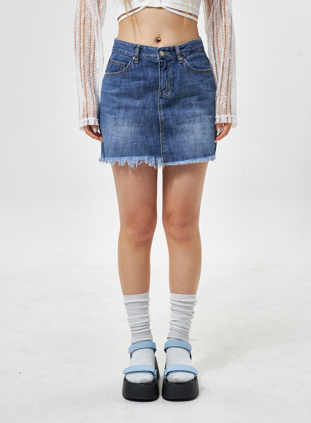 Denim skirt 2025 ripped hem