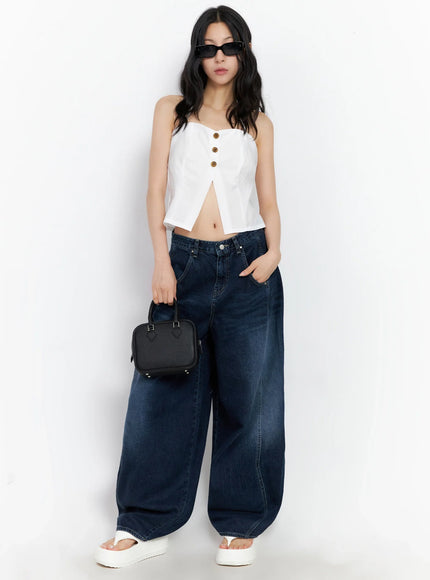 buttoned-halter-neck-top-ig508