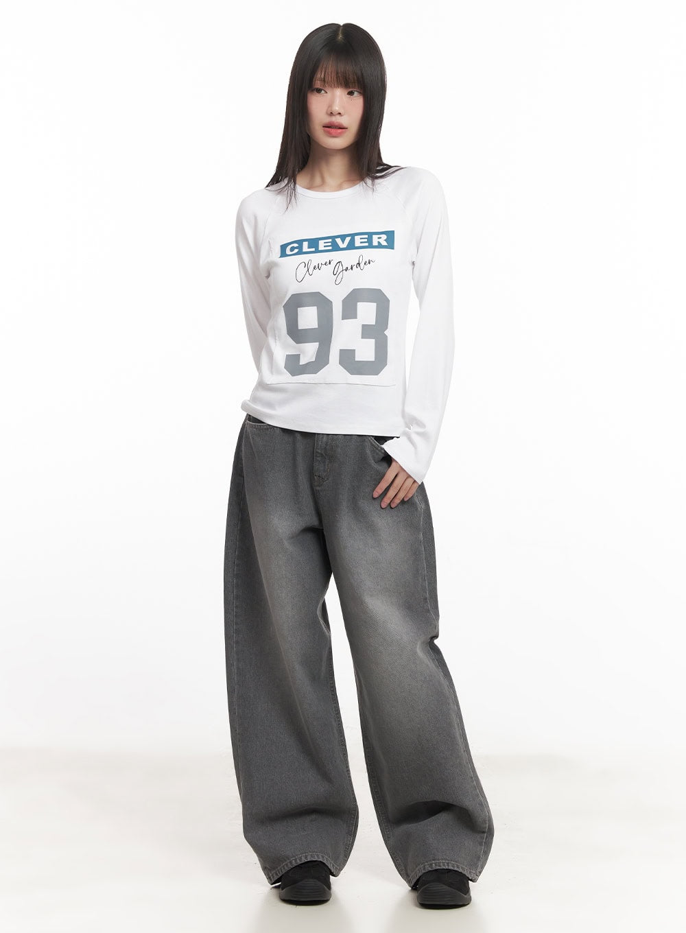 93-graphic-long-sleeve-top-cm520