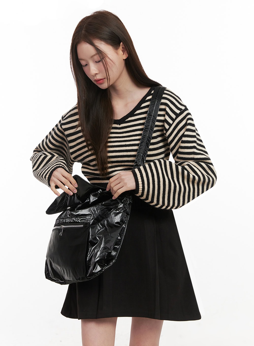 glossy-shoulder-bag-if505