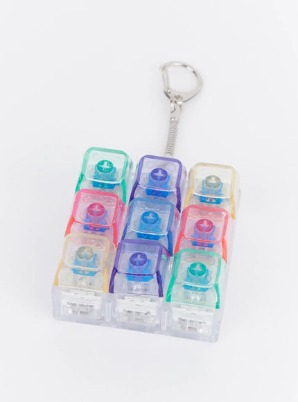 rainbow-cube-keycap-keychain-ia524