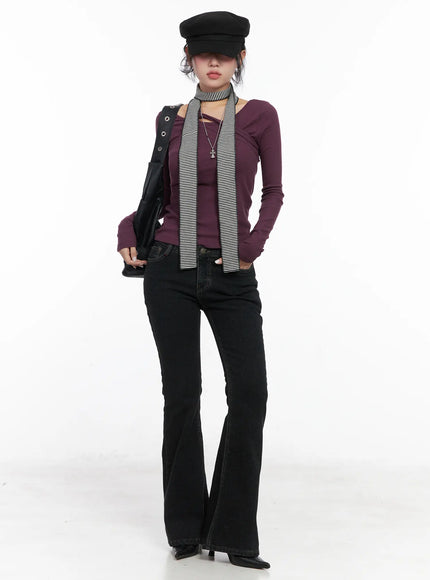 inaya-low-rise-flared-hip-pad-jeans-cn514